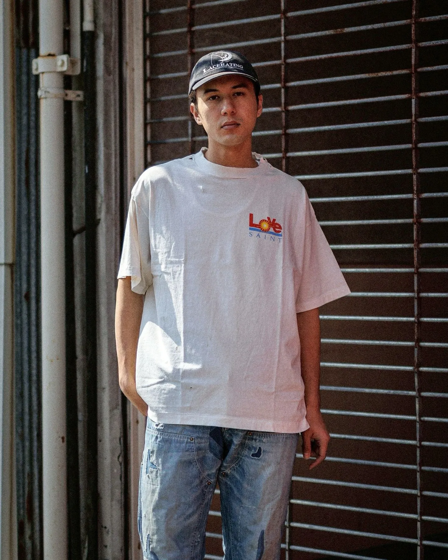 SAINT Mxxxxxx 25SS LOVE_SS TEE/WHT LOVE little sun destroyed washed distressed short sleeves off-white S-XL rainbow OE yarn original version consistent tube woven side seam fabric re-washed distressed craftsmanship of cut and damaged holes hand-made graffiti splashed ink original consistent main mark/wash mark/little angel anti-counterfeiting mark